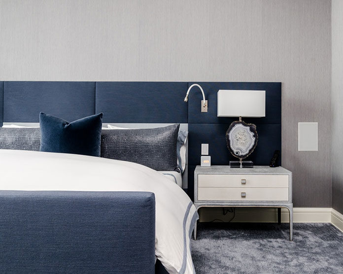 Klasyczna elegancja – białe meble do sypialni